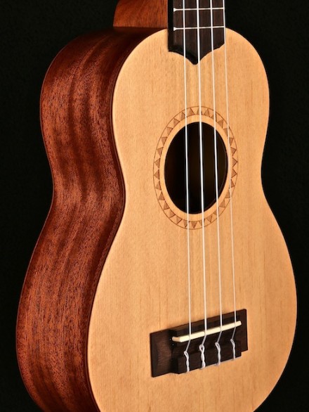 SATIN SOPRANO UKE W/SOLID SPR TOP